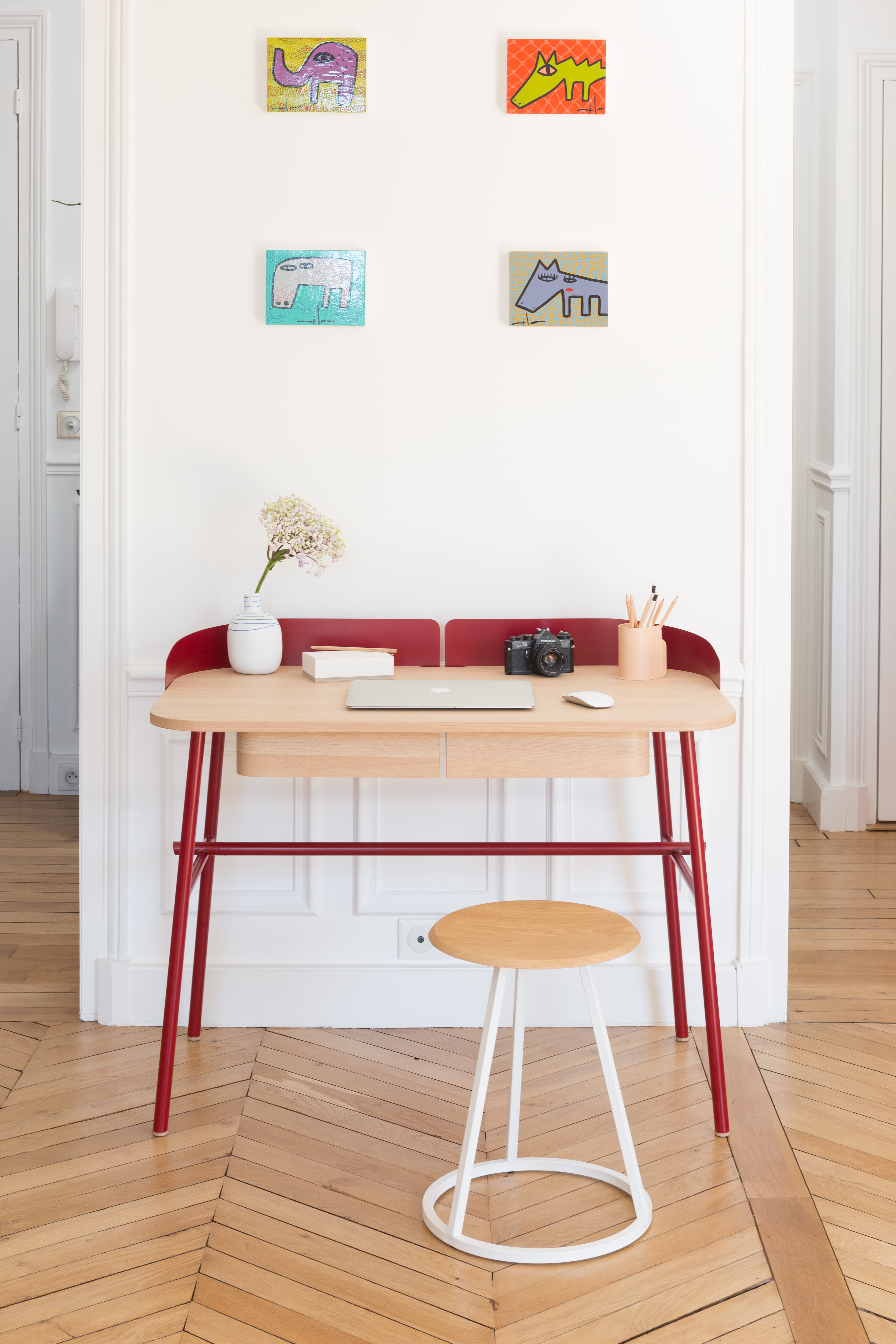 victor desk victor desk