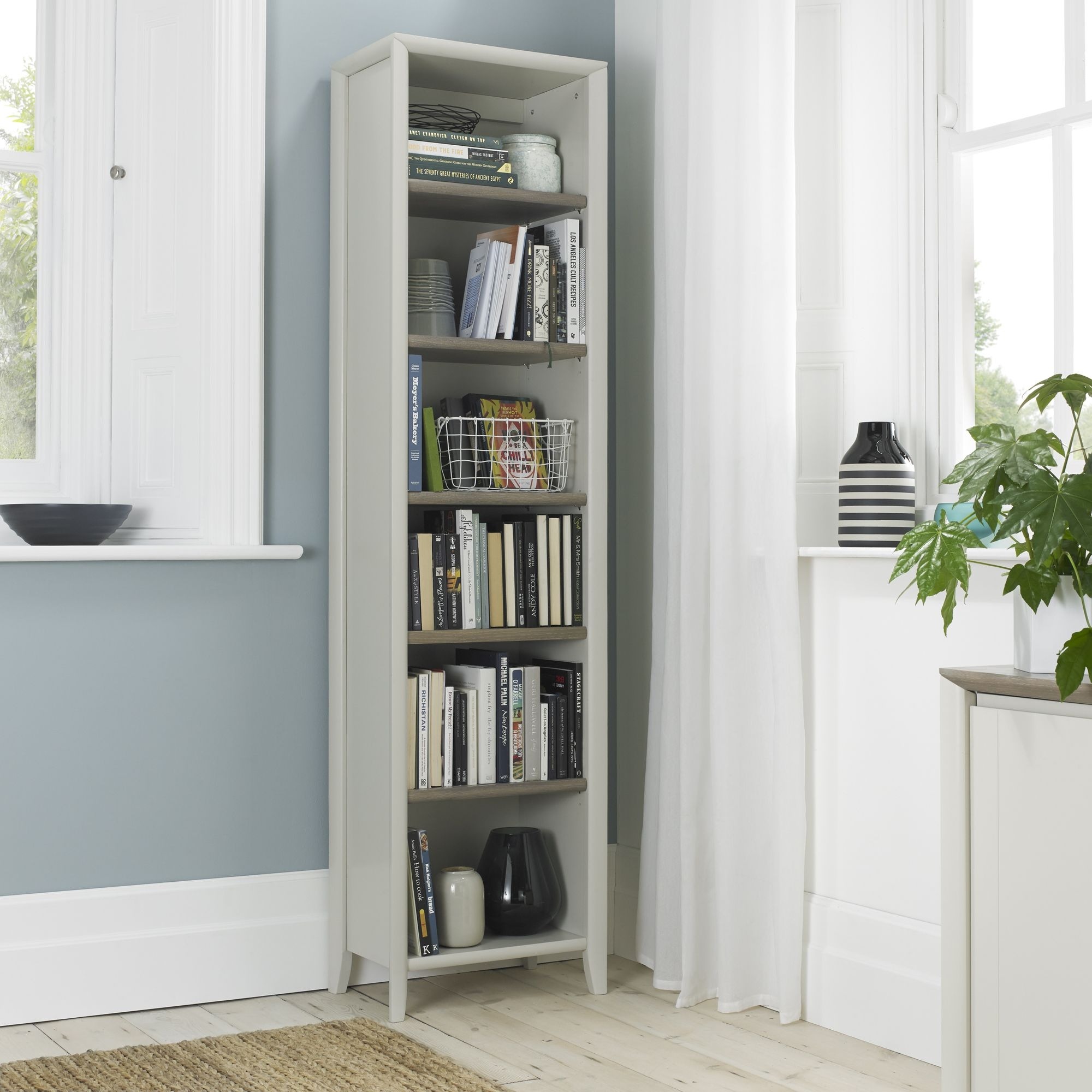 Bookcases & Shelving Units