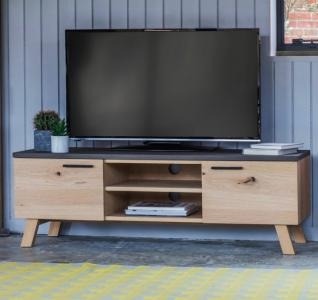 TV/Entertainment Units 