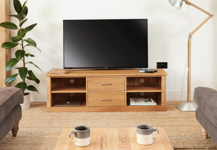 Baumhaus TV Units