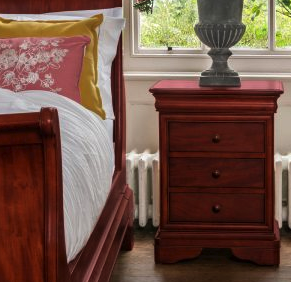 Bedside Chests/Tables 