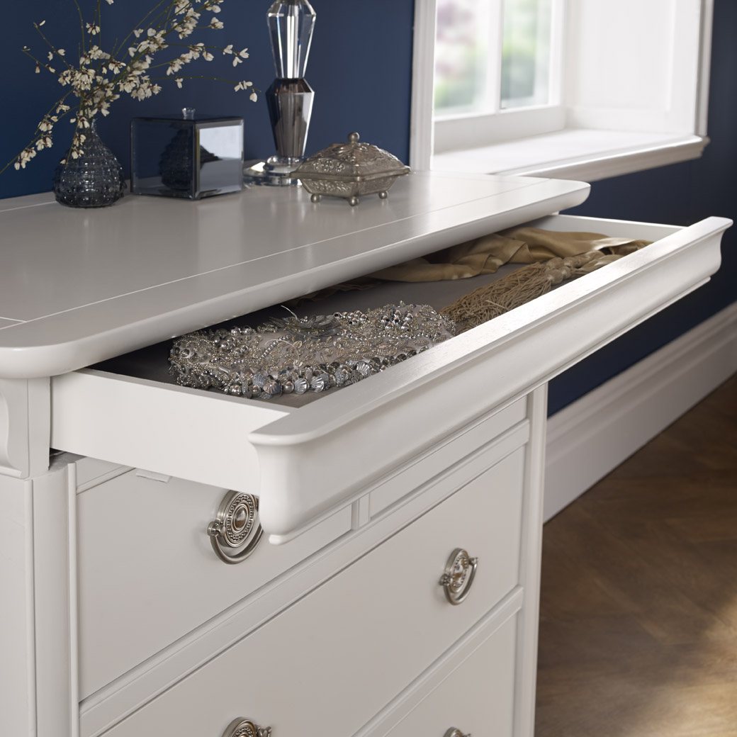 Chantilly White 2+2 Drawer Chest - Style Our Home