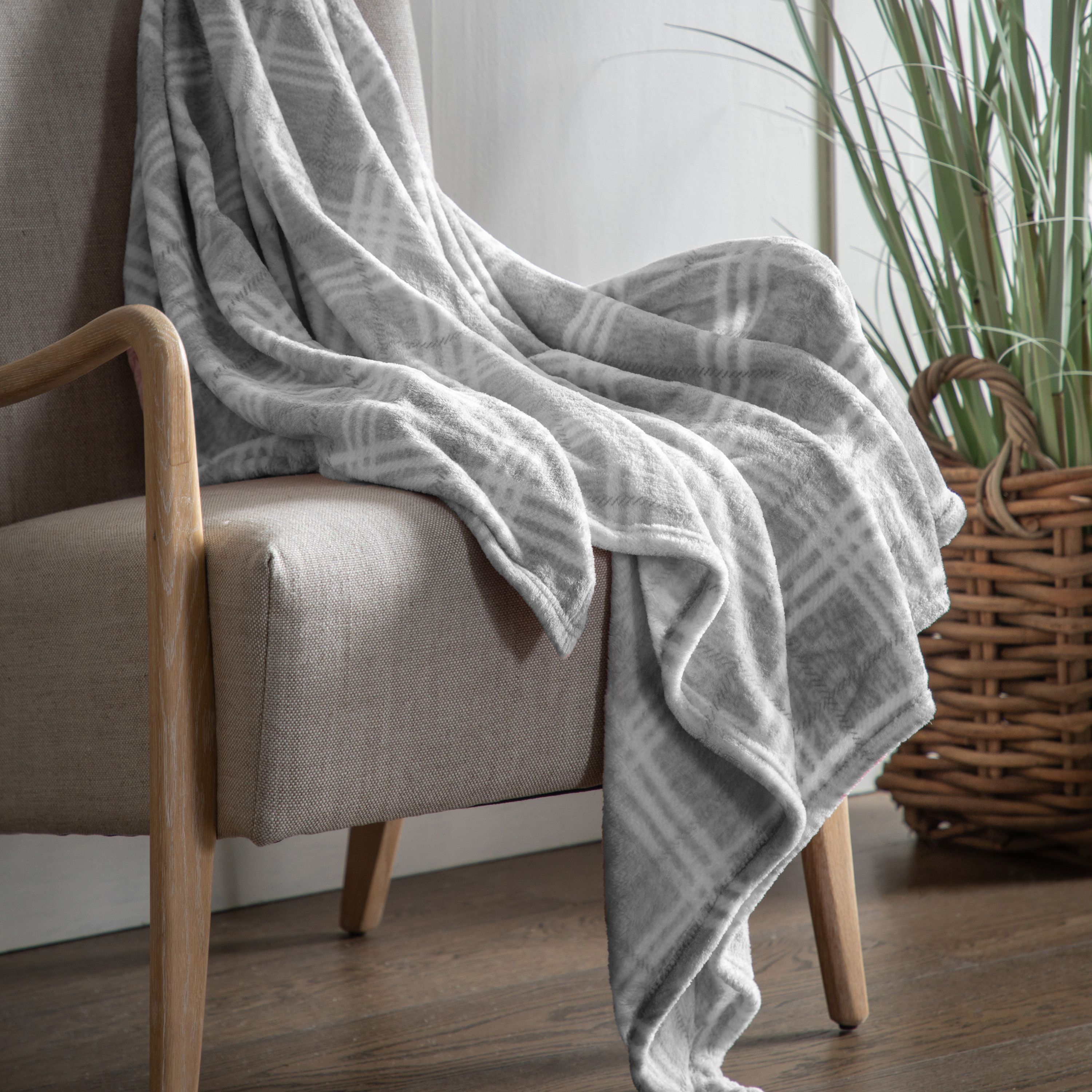 Checkmato Rolled Fleece Silver by Gallary Living | Style Our Home