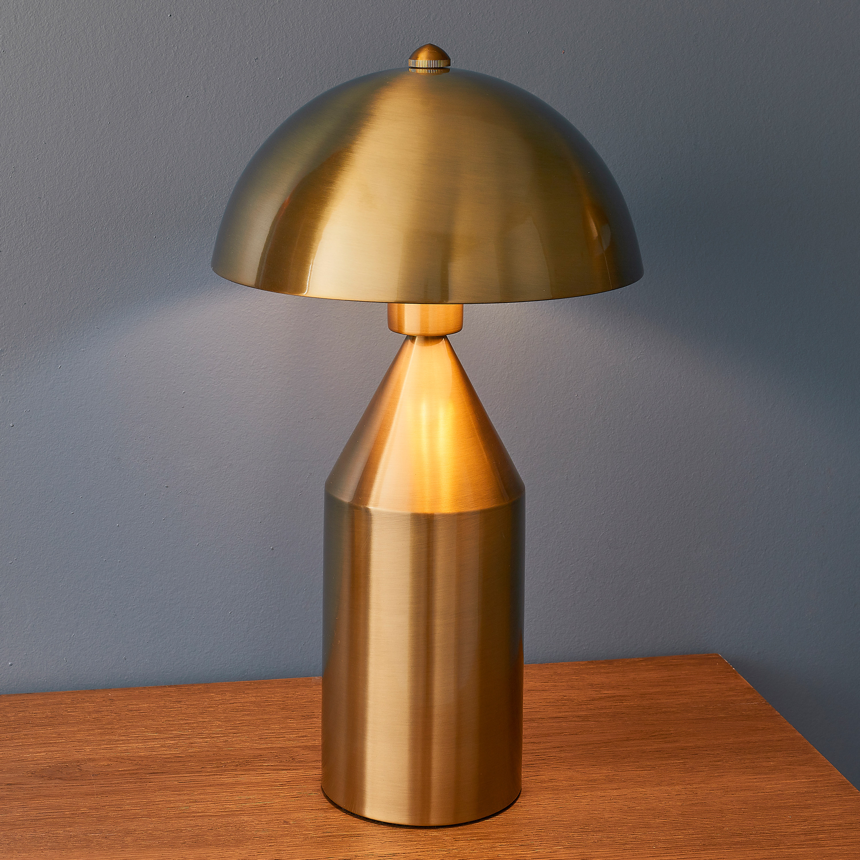 Novano 1 Table Light Antique Brass by Gallary Living | Style Our Home