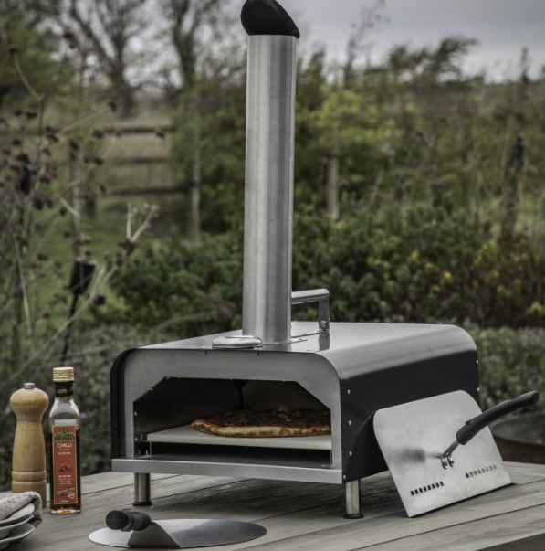 Piazza Black Pellet Pizza Oven | Style Our Home