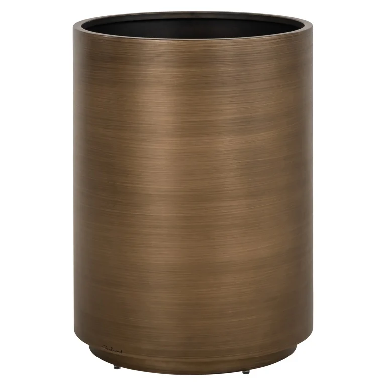 Planter Dira by  Richmond Interiors | Style Our Home