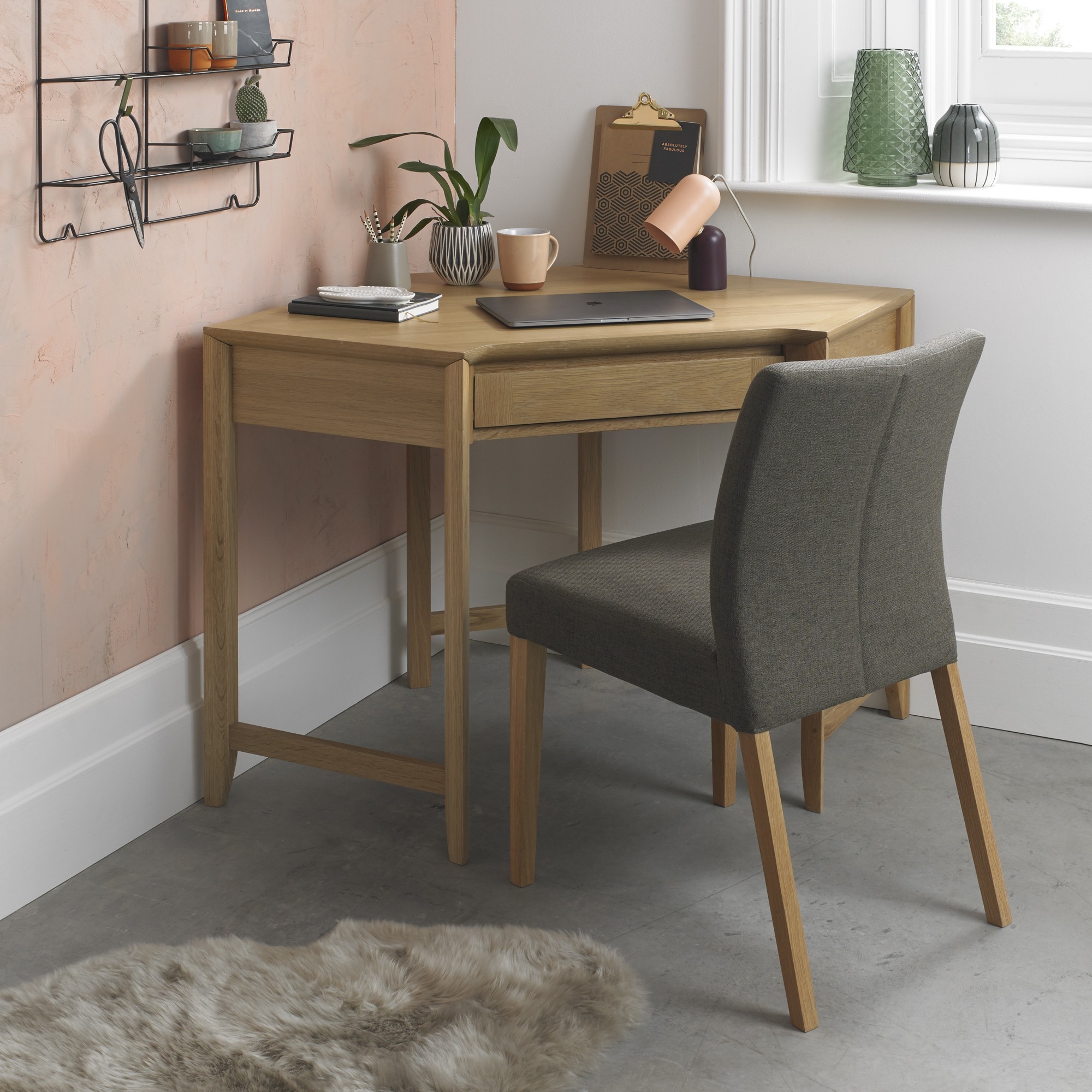 Oak corner shop dressing table