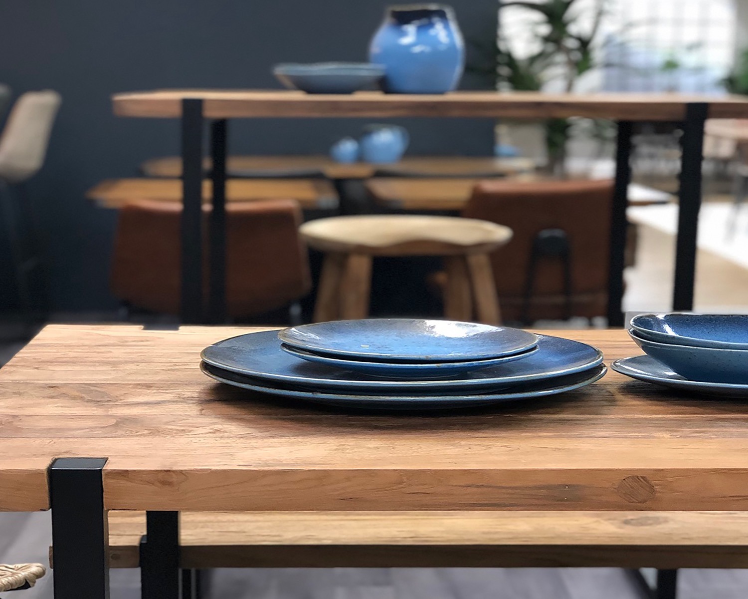 Bogart Dining Table