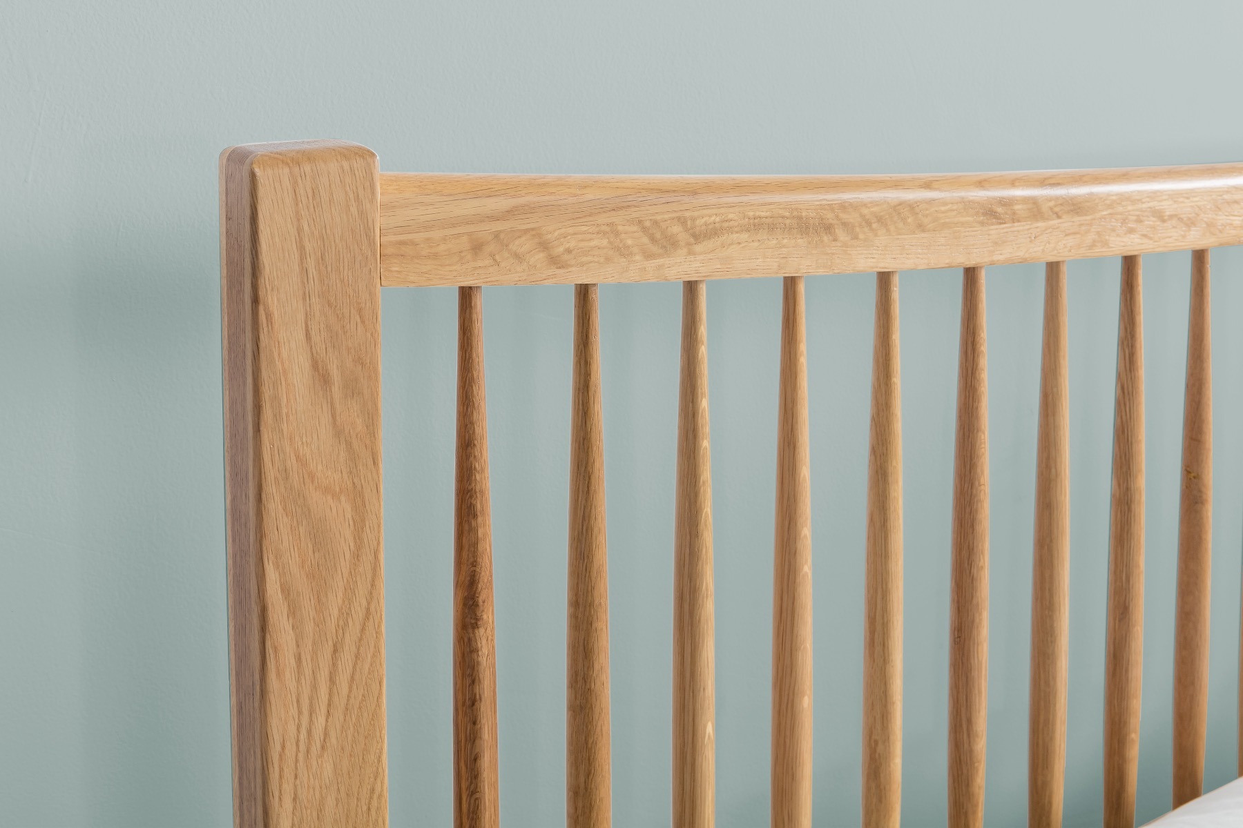Berwick King Bed