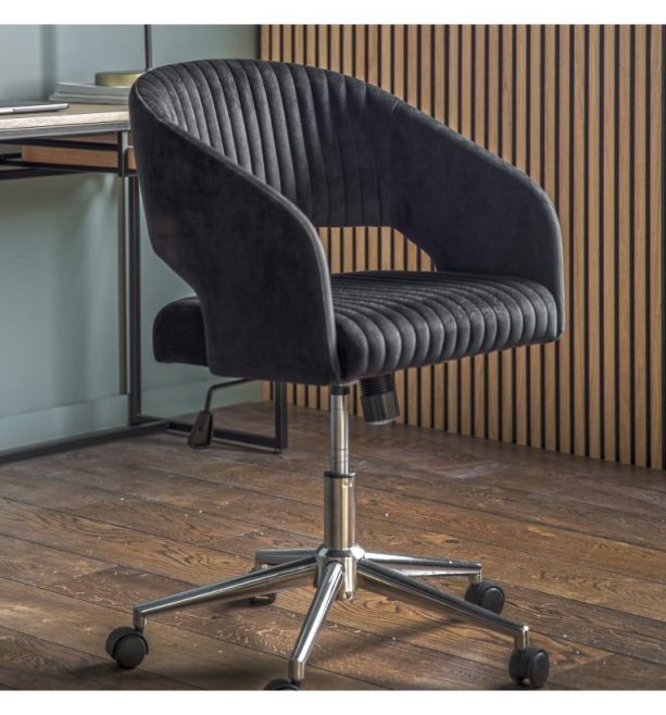 Murray Swivel Chair Black Velvet