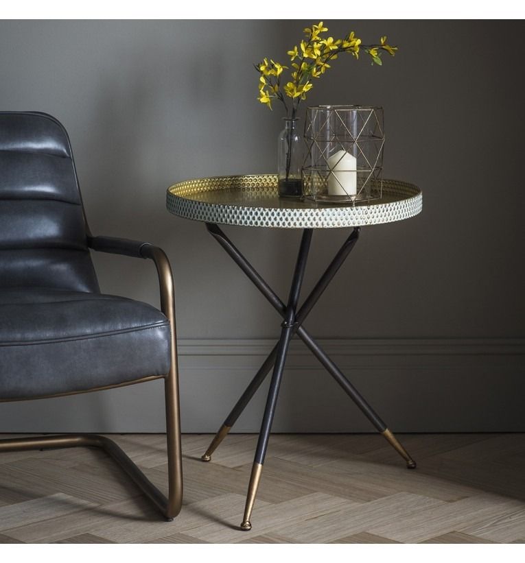 Tripod outlet end table