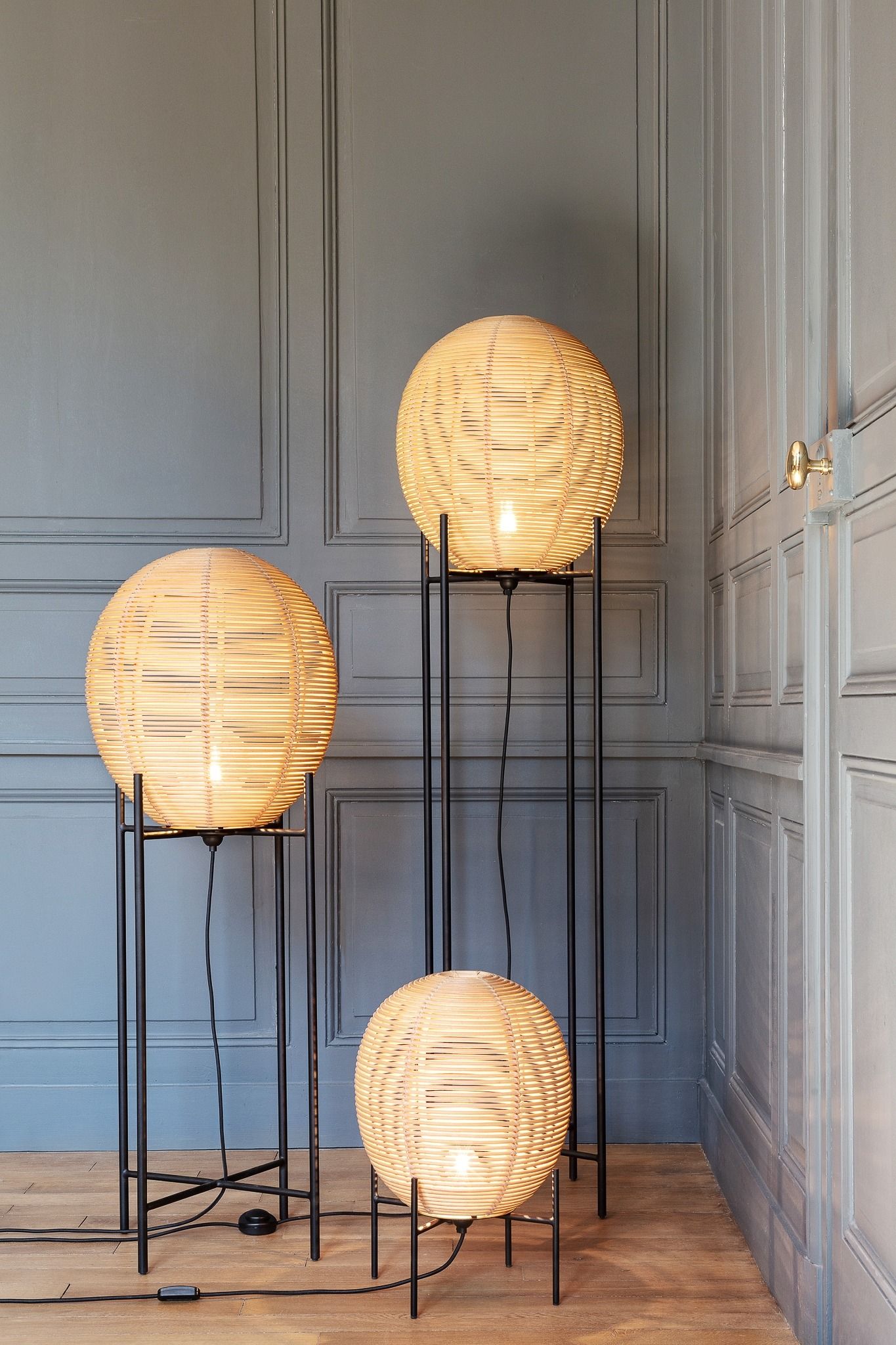 Floor lamp with small cheap table
