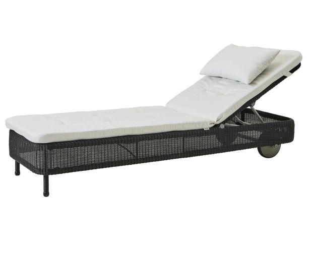 Presley Black Sunbed - White Natté by Cane-line | Style Our home