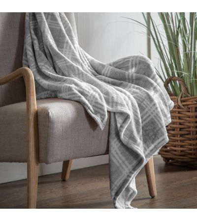 Checkmato Rolled Fleece Silver