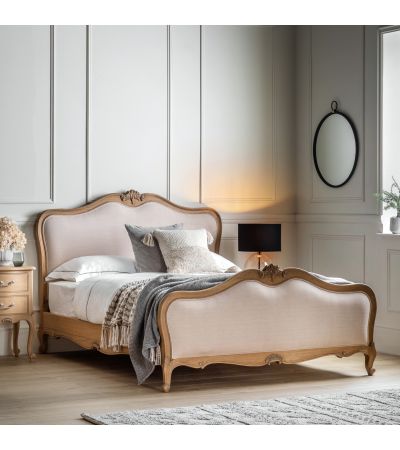 Chivaro 5' Linen Upholstered Bed Weathered