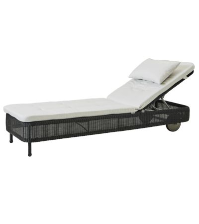 Presley Black Sunbed - White Natté by Cane-line | Style Our home