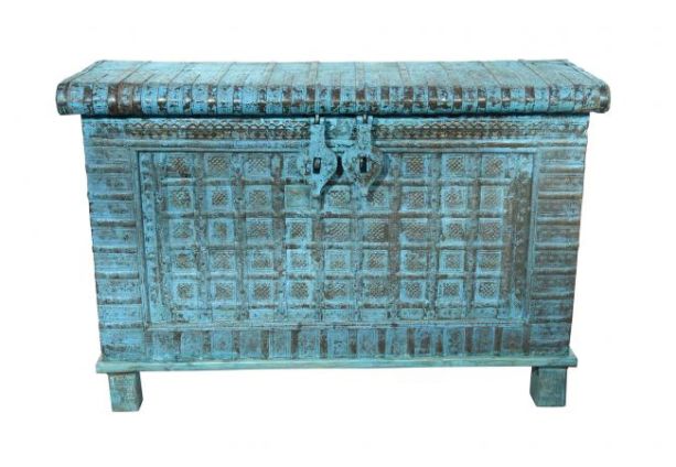 Carnival Vintage Narrow Pitari Chest