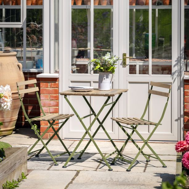 Rondaro Bistro Set Cedar by Gallery Living | Style Our Home
