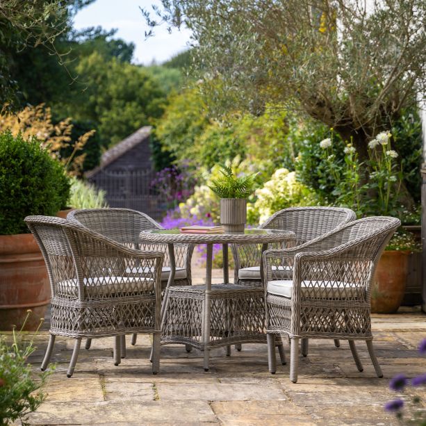 Mentaro 4 Seater Round Dining Set by Gallery Living | Style Our Home