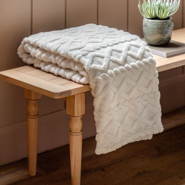 Texturano Cable Knit Cream by Gallary Living | Style Our Home
