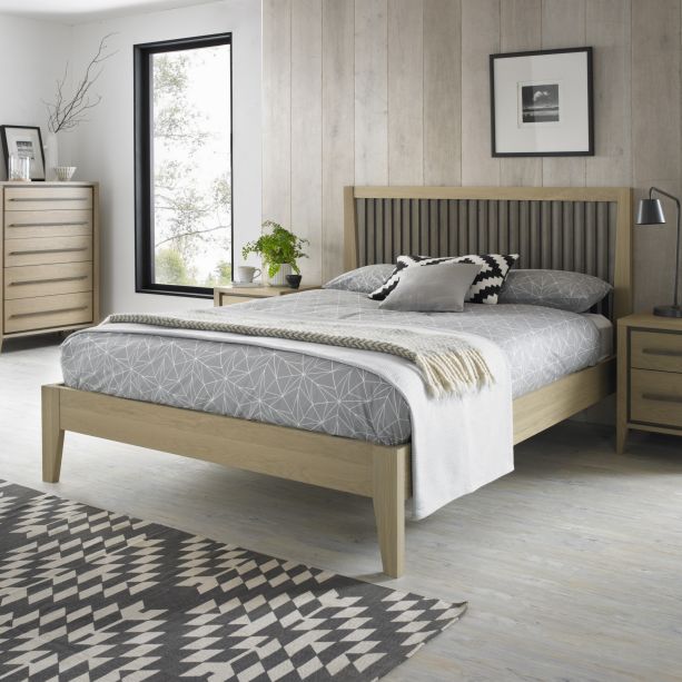 Bentley Designs Rimini Aged & Weathered Oak Kingsize Bed - 150cm