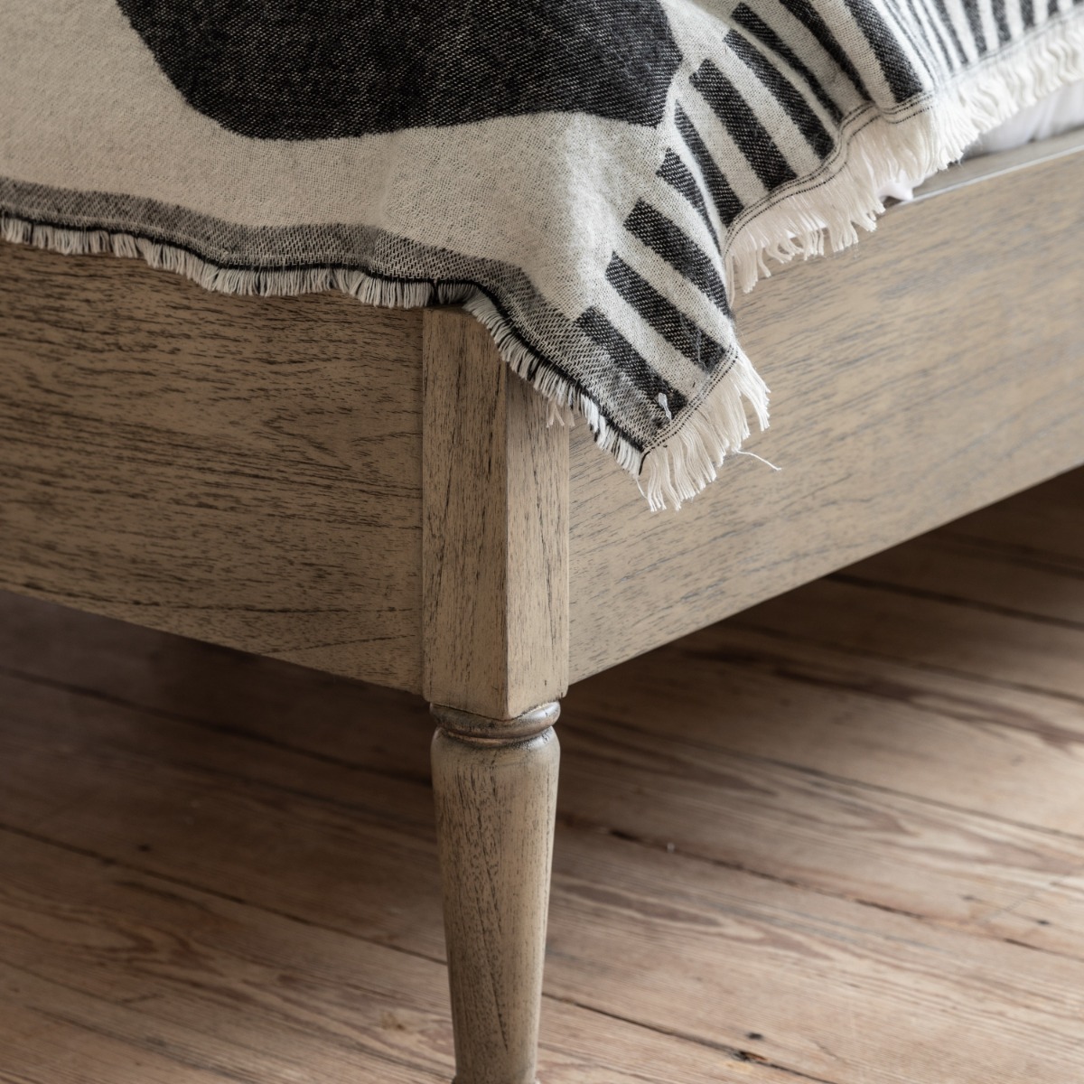 Mustique 5' Bedstead - Style Our Home