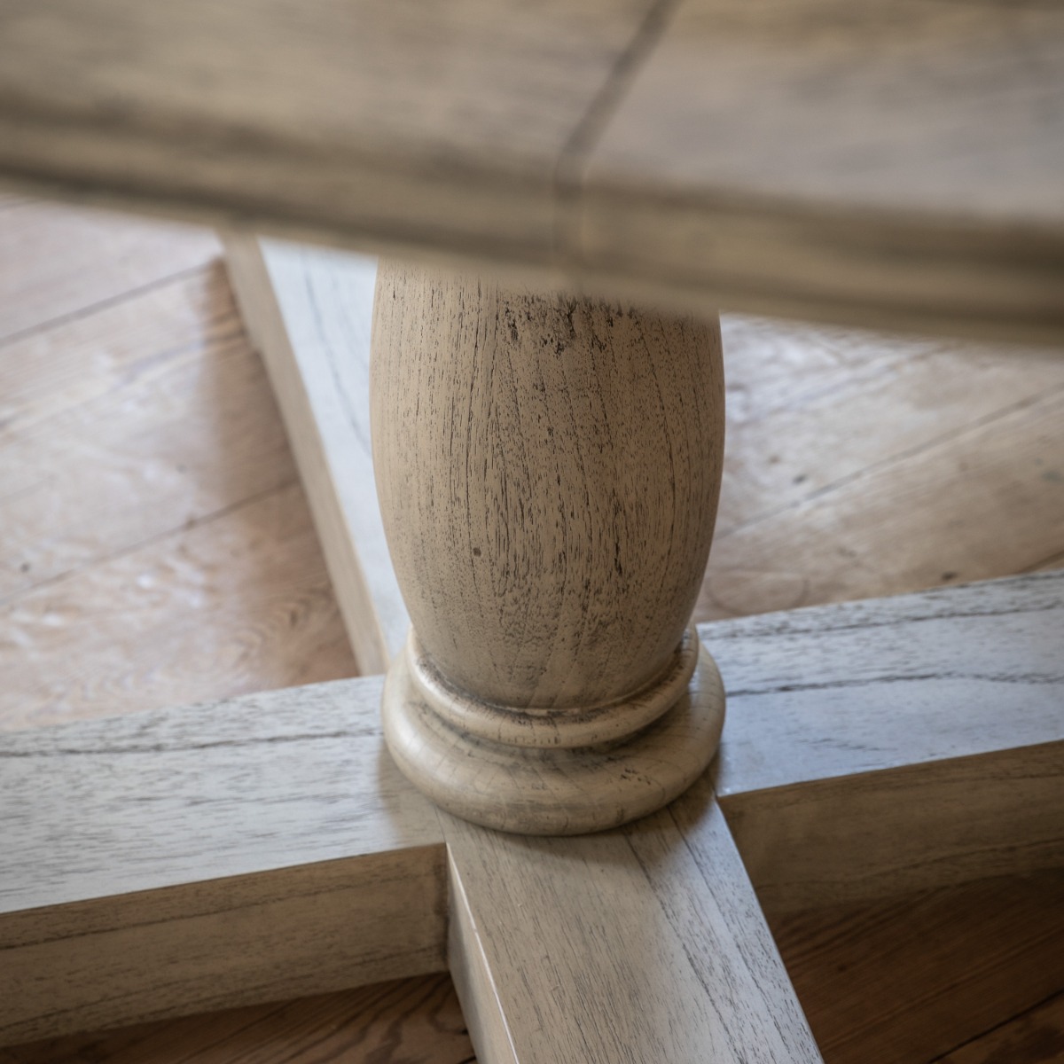 Mustique Round Extending Dining Table - 120cm - Style Our Home
