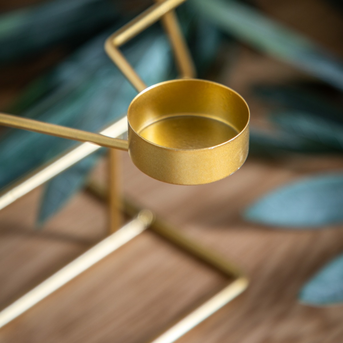 Xmas Gold Tree Tealight Holder x10 by Gallery Living | Style Our Home