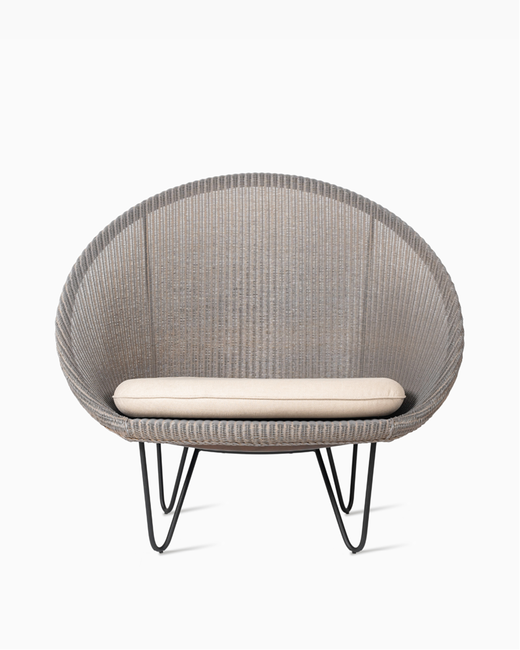 Joe Cocoon Lounge Chair with Black Frame | Style Our Home