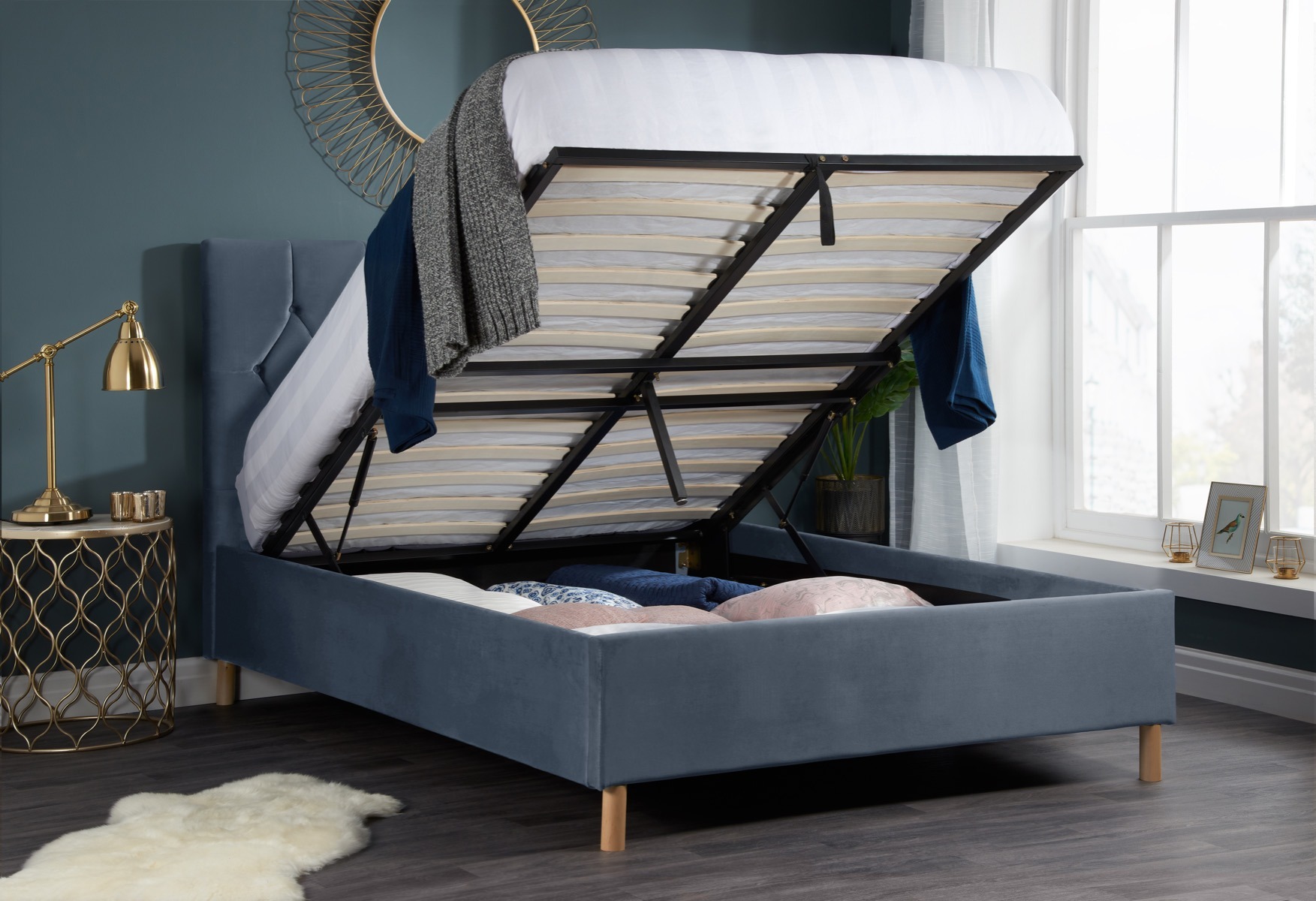 Loxley Grey 4' Small Double Ottoman Bed