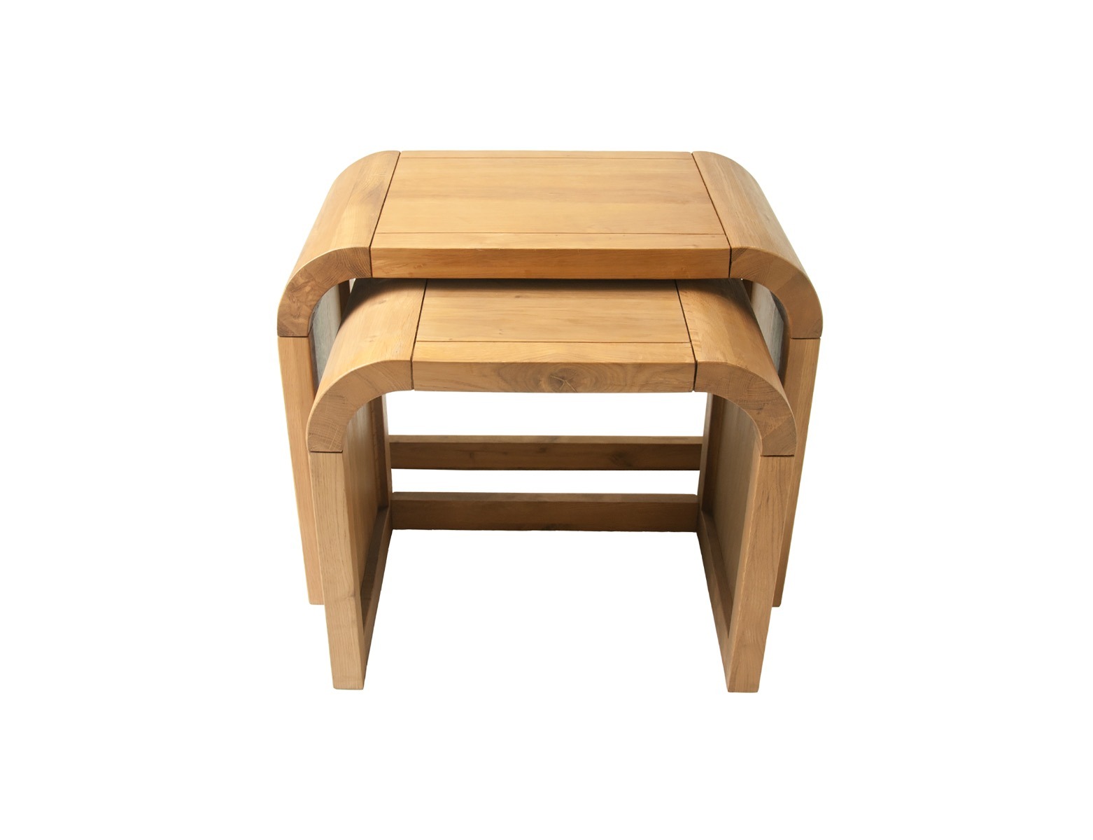 Oak Lounge Petite Nest Of 2 Tables