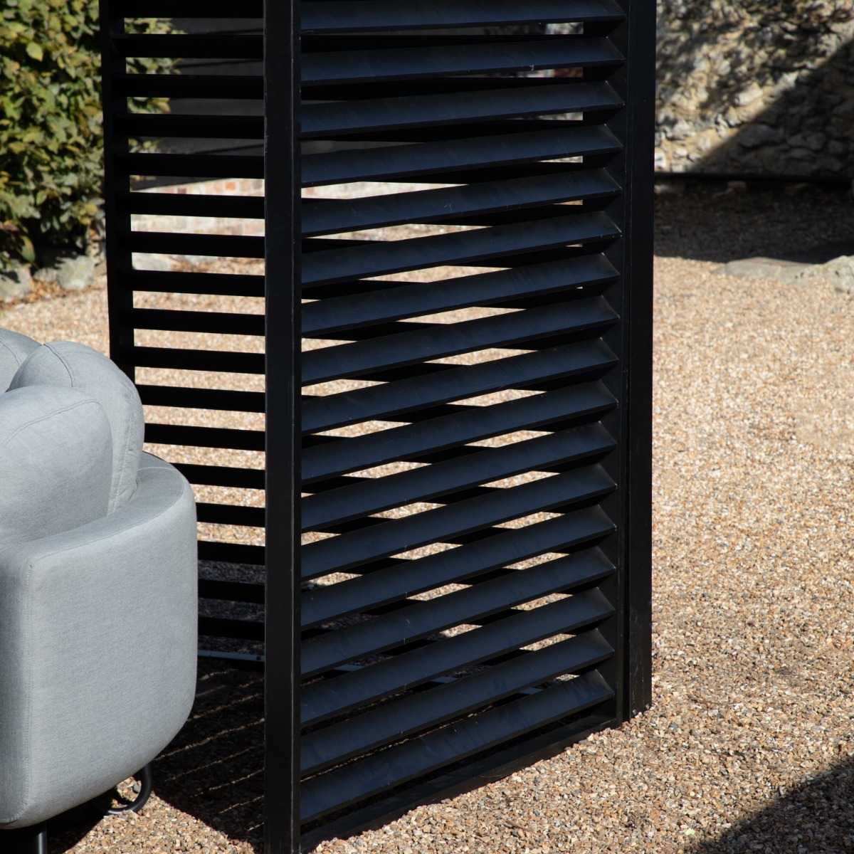 Via Pergola Louvre Screen Black | Style Your Home