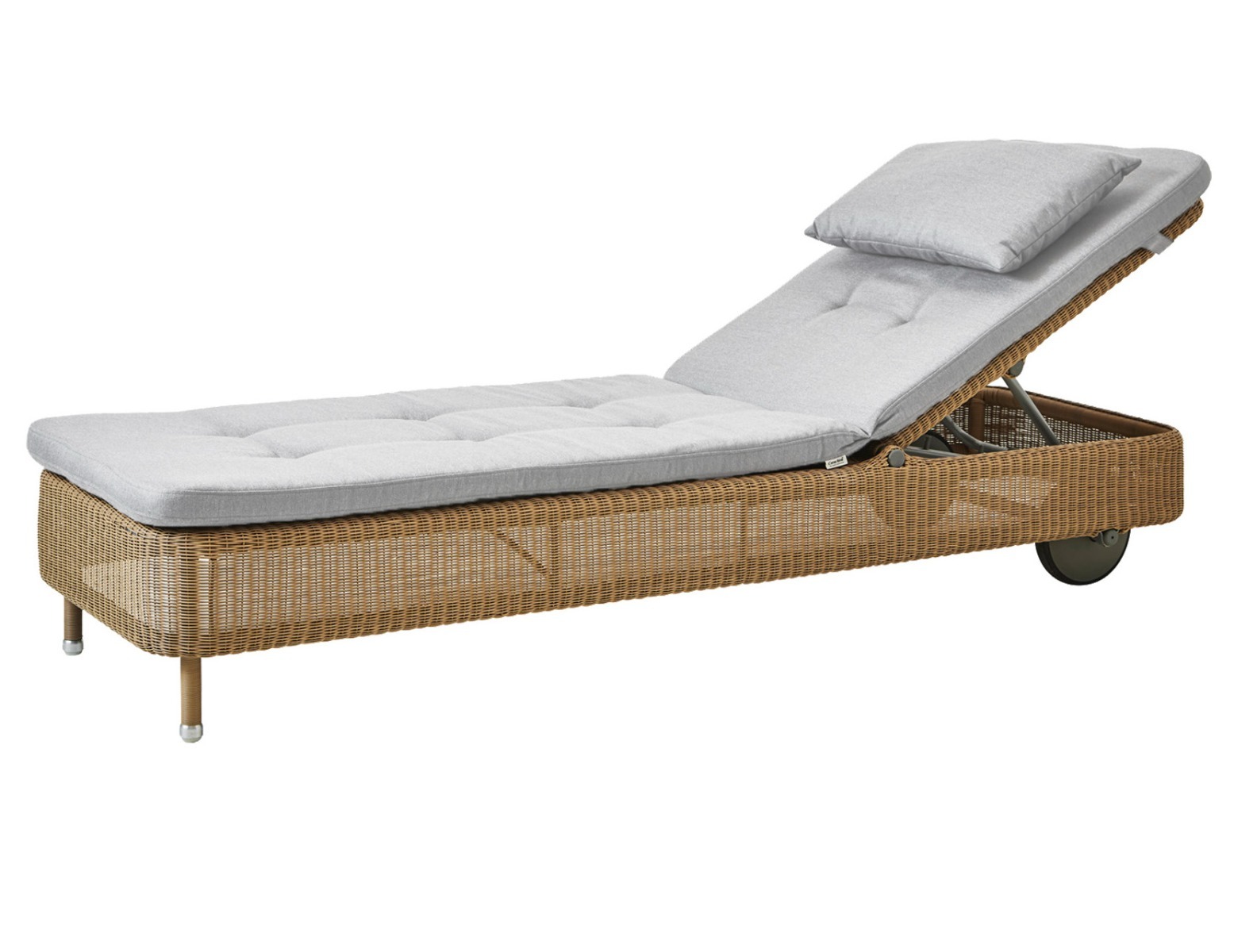 Presley Natural Sunbed - Light Grey Natté by Cane-line | Style Our home