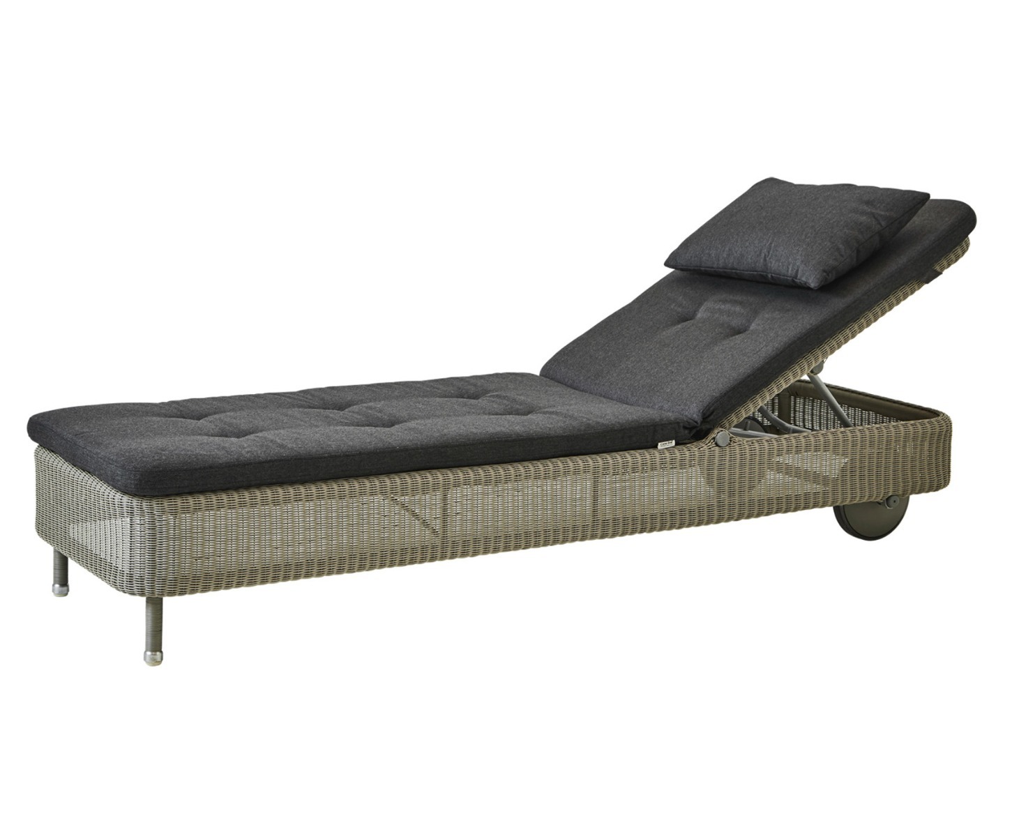 Presley Taupe Sunbed - Black Natté by Cane-line | Style Our home