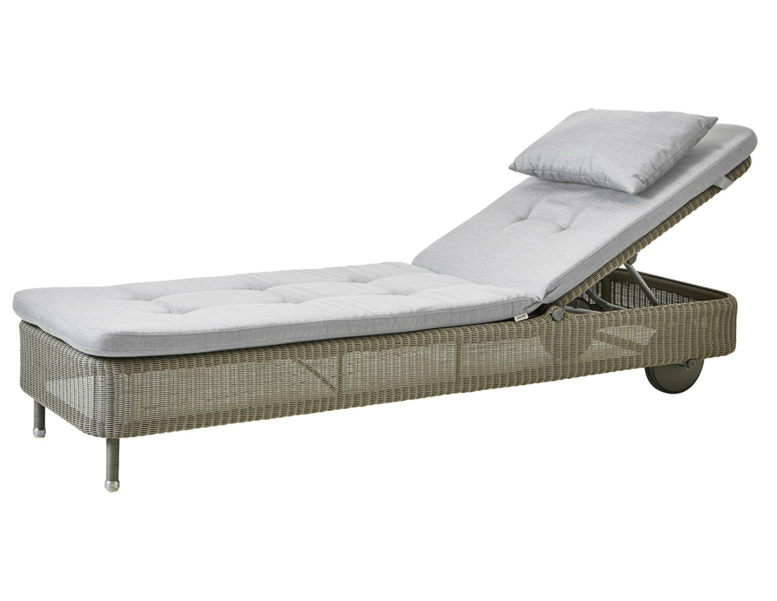 Presley Taupe Sunbed - Light Grey Natté by Cane-line | Style Our home