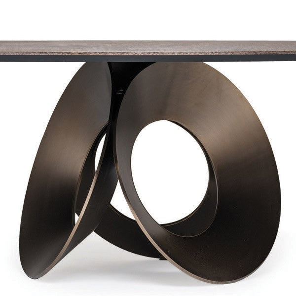 Arketipo Dining Table by Tommy Franks | Style Our Home