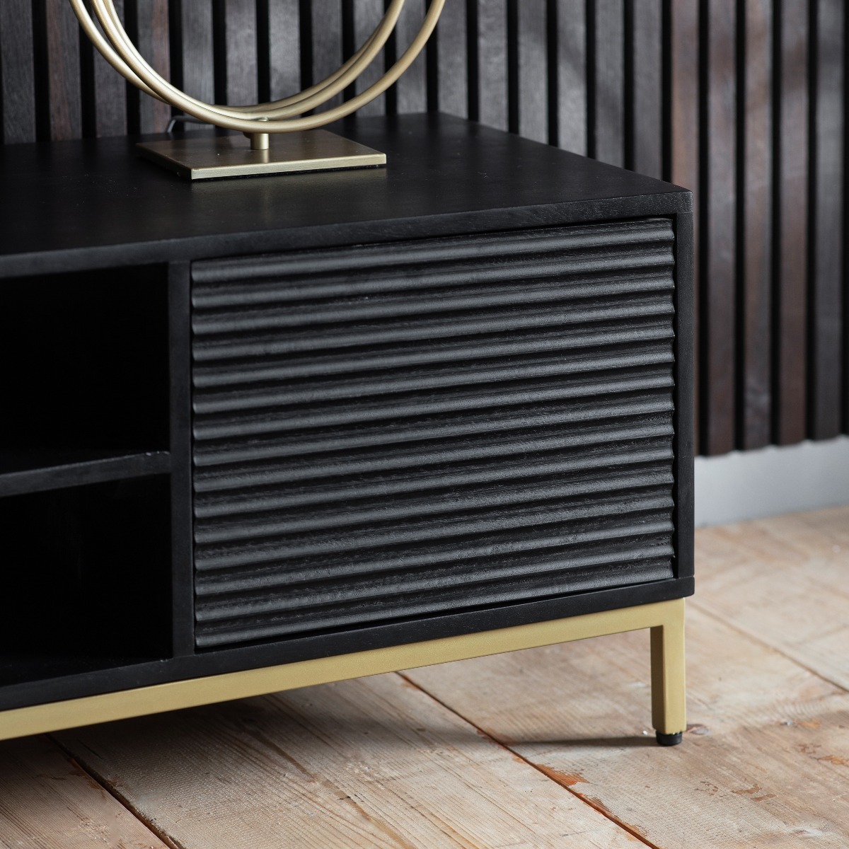 Ripple Media unit