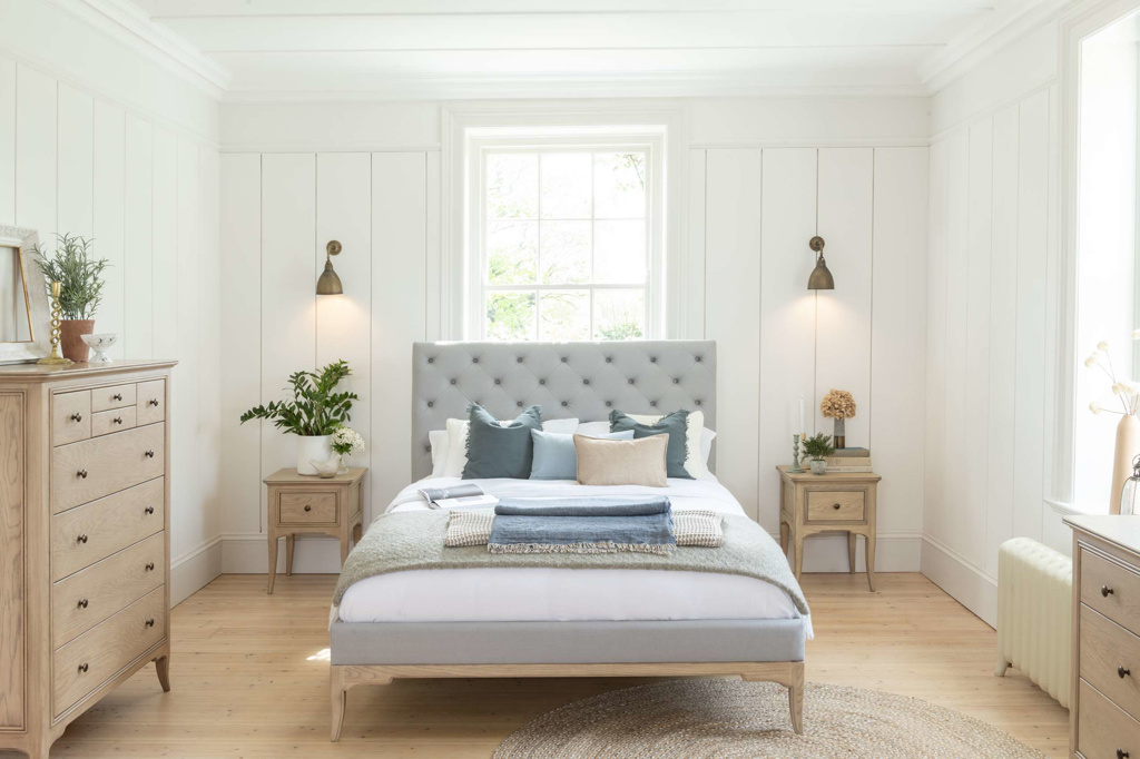 TOULON - 135CM LOW END BED by Willis & Gambier| Style Our Home