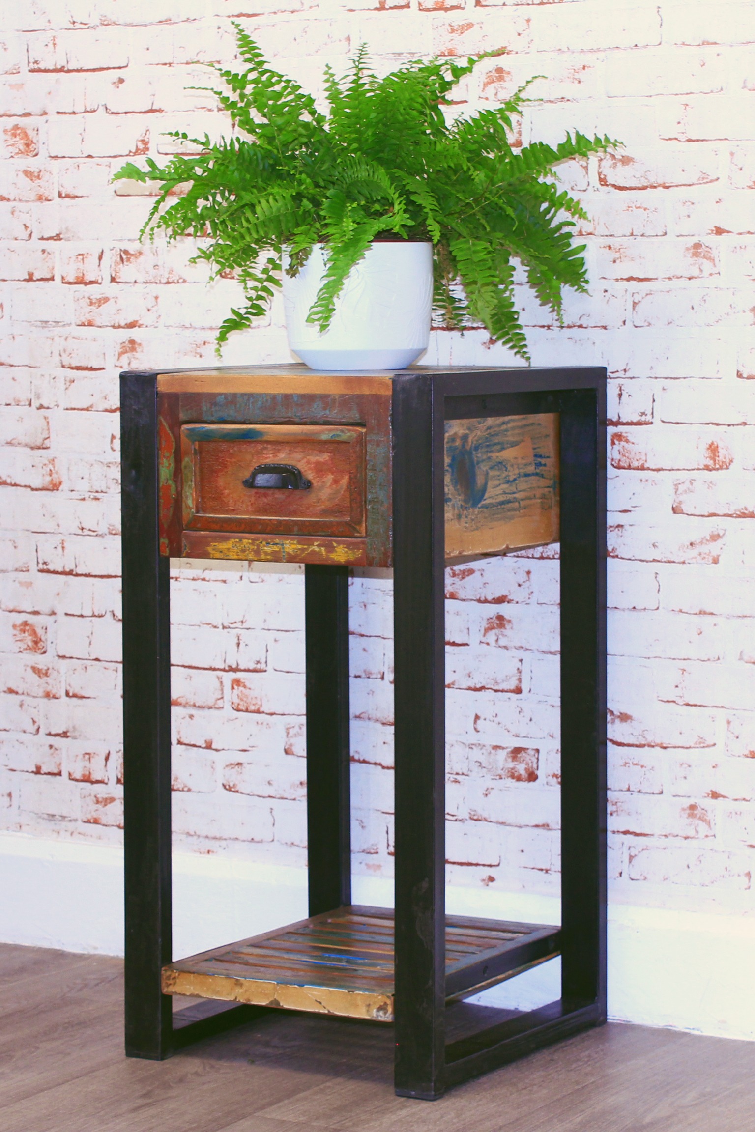 Baumhaus Urban Chic Plant Stand / Lamp Table - Style Our Home