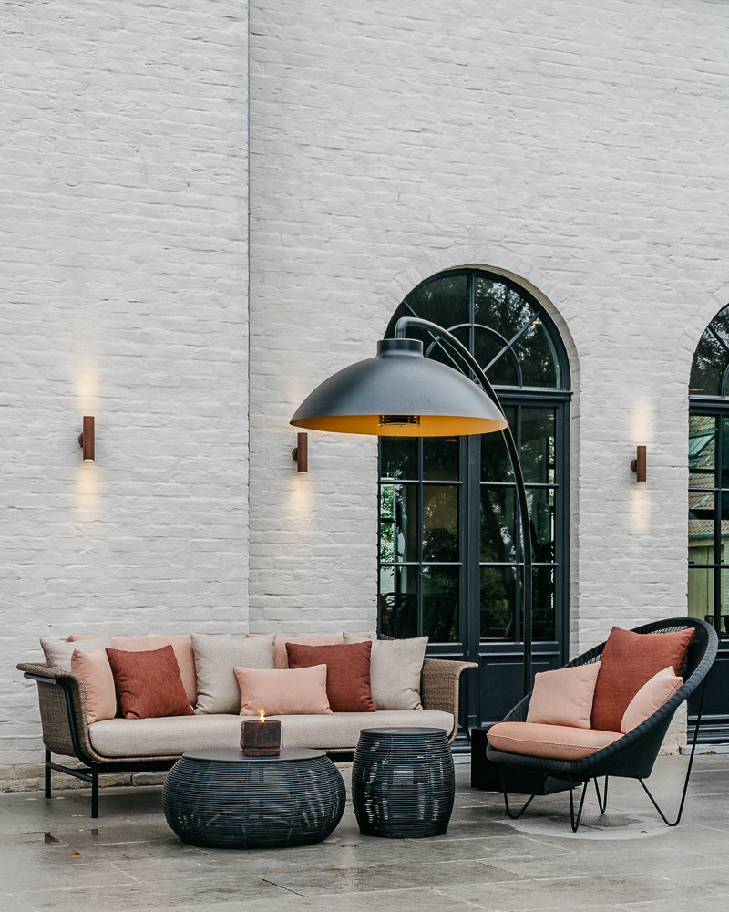 Gipsy Lounge with Black Base by Vincent Sheppard | Style Our Home
