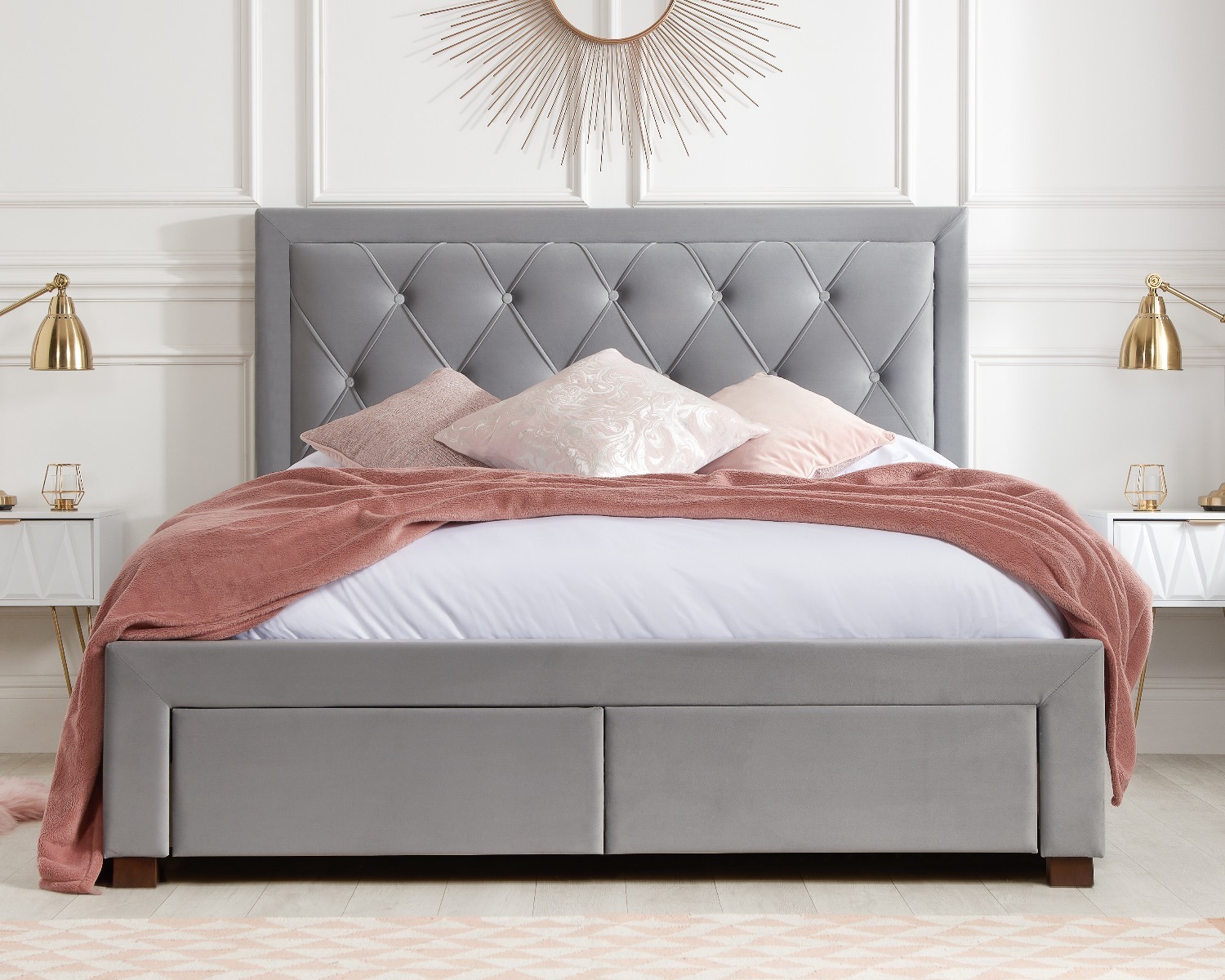 Woodbury Double Bed